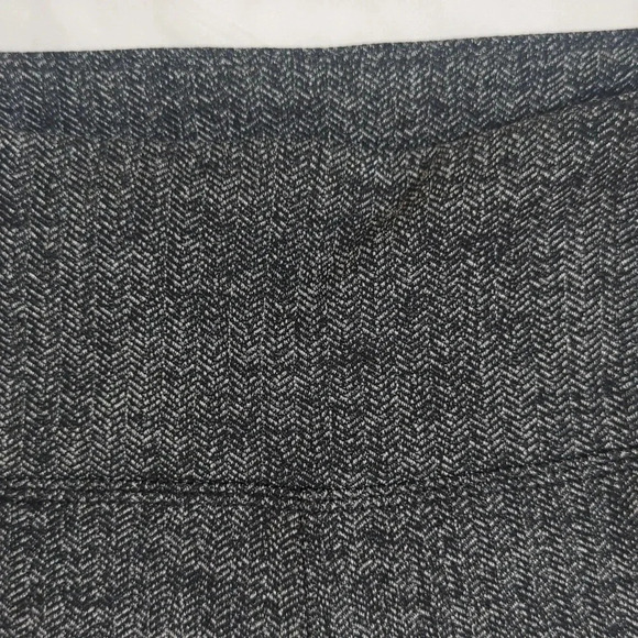 Athleta Herringbone Metro High Waisted Leggings, Color Black/ Gray Size M - Picture 5 of 15